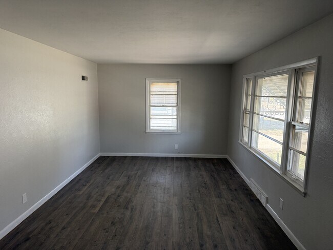 Photo - 2704 W Garden St