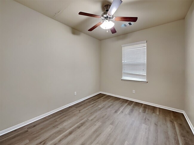 Photo - 7446 Durango Creek Dr