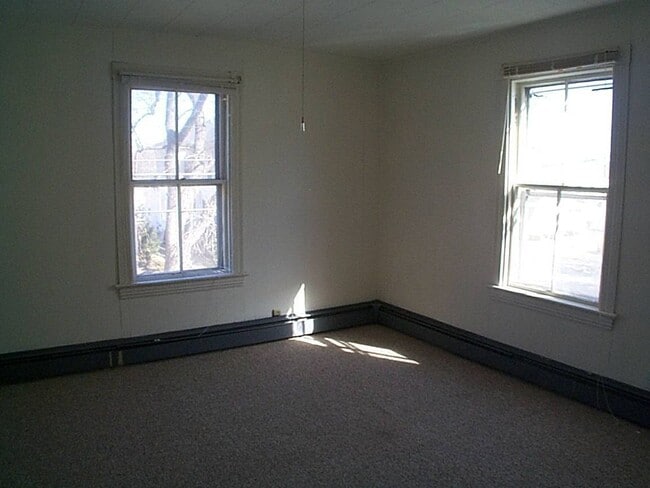 Photo - 11-13 Oak St Unit 11B