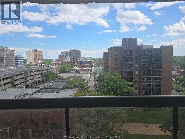 Photo - 150 Park St W Unit 811