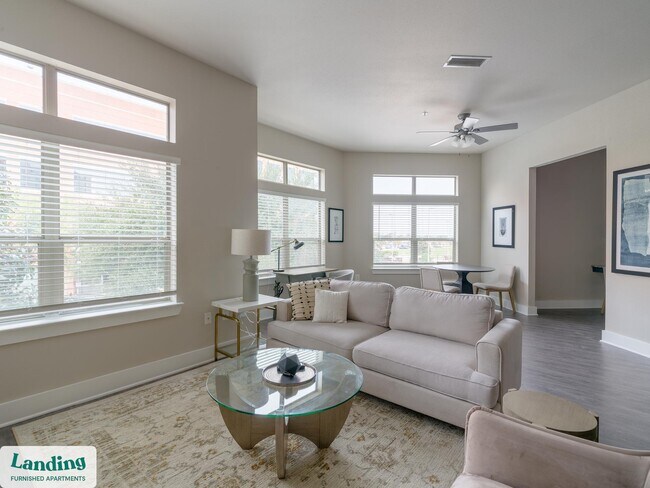 Building Photo - 18101 Point Lookout Dr Rental