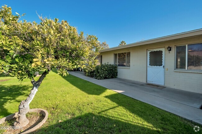 Building Photo - 1422 E Dana Ave Unit # Rental