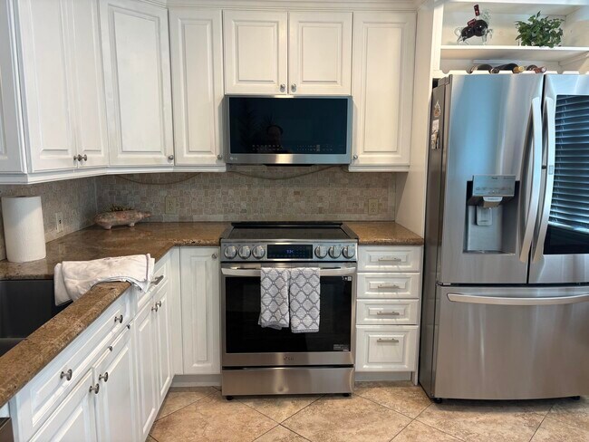 Photo - 2501 Antigua Terrace Unidad H3