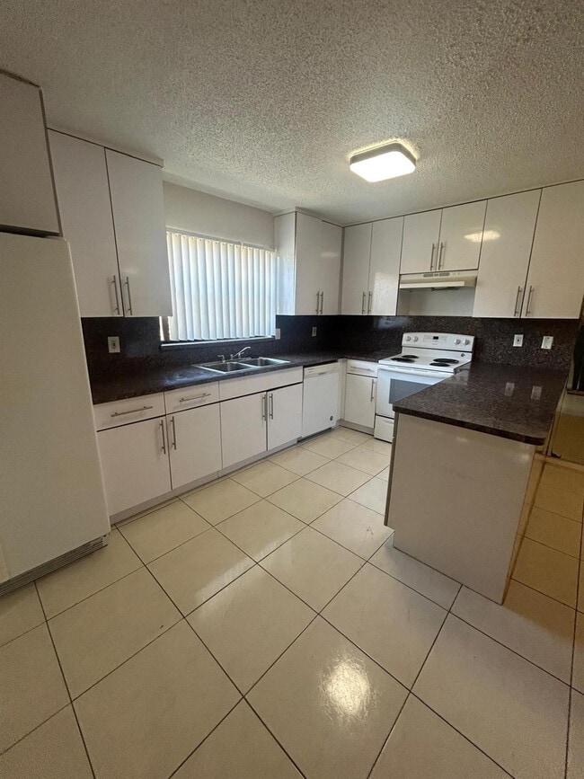 Photo - 5821 Swordfish Ct