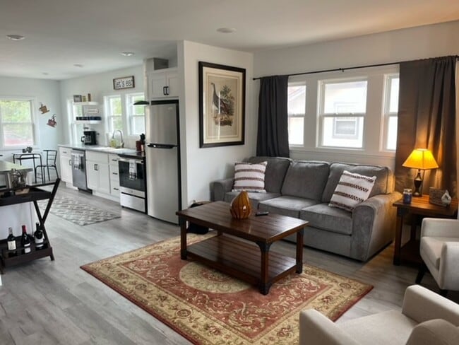 Photo - Cool 2 Bed House In Central COMO!