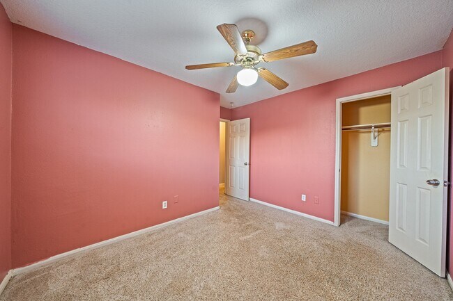 Photo - 6434 Bosley Ln