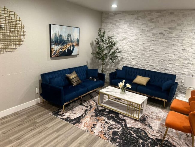 Building Photo - 354 Rexview Dr Unit ID1471802P