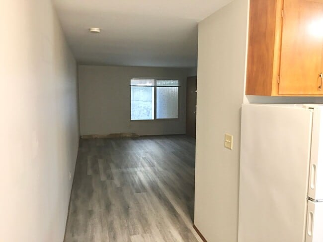 Photo - 3612 Palatine Ave N Unit 1
