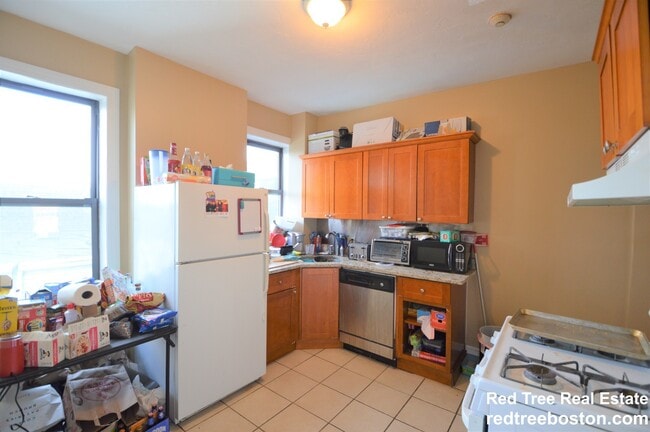 Photo - 17 Highgate St Unit 8