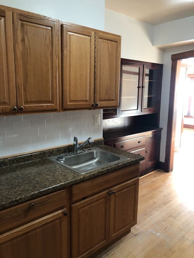 Photo - 4018 W Cortland St Unit 2