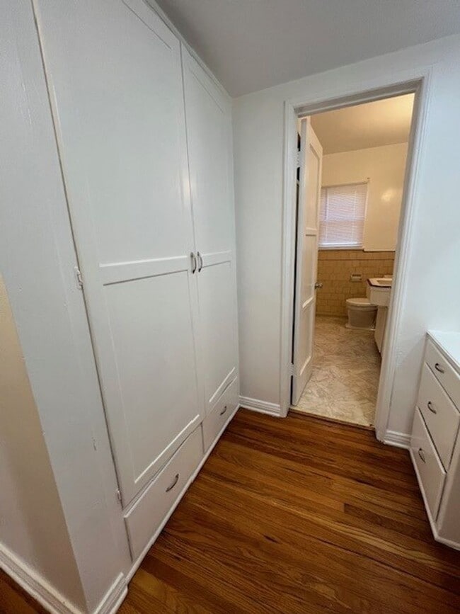 Building Photo - Orange Grove Ave. Unit 2