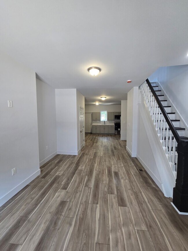Building Photo - Gorgeous Fully Renovated 3-Bedroom Home | ...