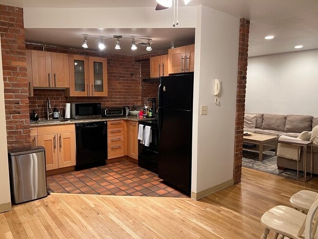 Photo - 87 Gainsborough St Unit 107