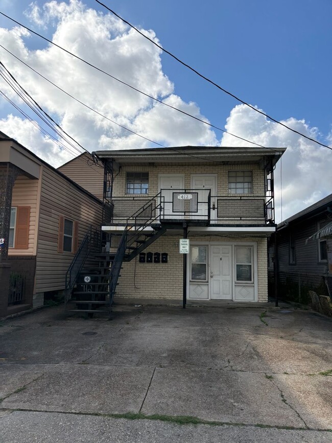 Building Photo - 412 S Murat St Unit A
