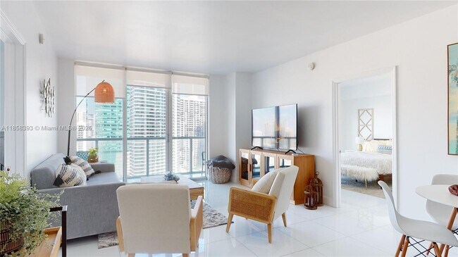 Building Photo - 500 Brickell Ave Unit 3405 Rental