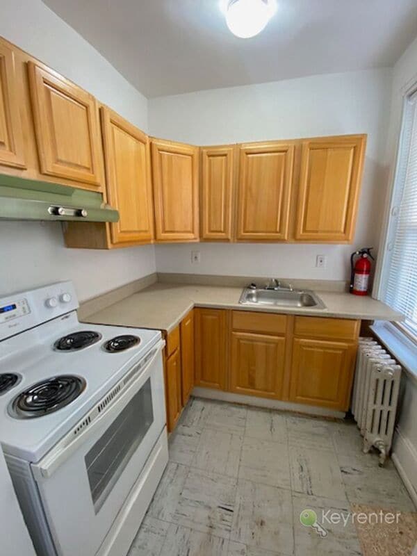 Photo - 16 N Rigby Ave Unit Apartment 2