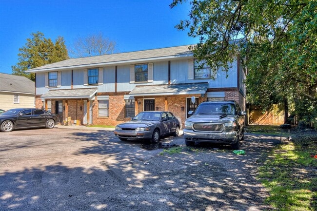 1916 Central Ave Unit C