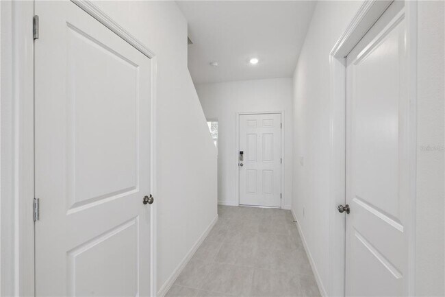 Photo - 7619 WATERSCAPE Dr