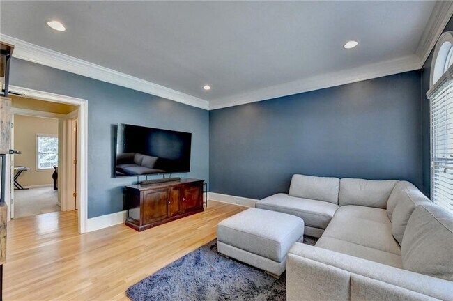 Photo - 10370 Sugar Crest Ave