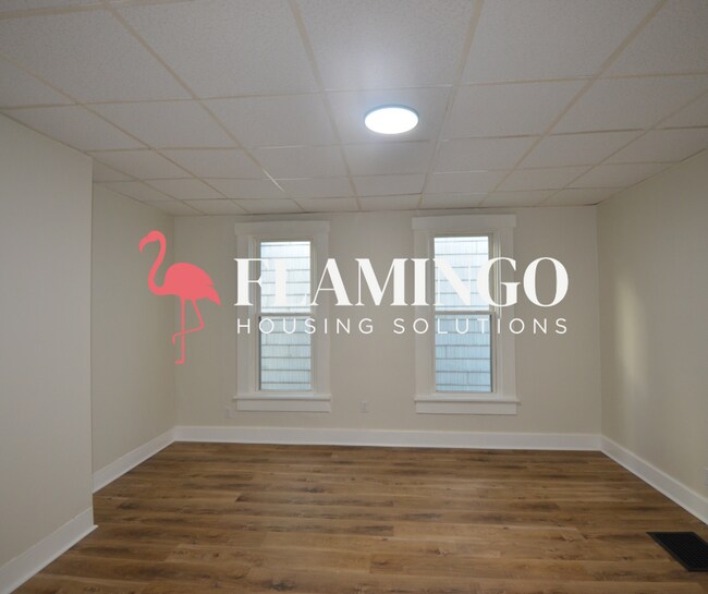 Photo - 130 Deeds Ave