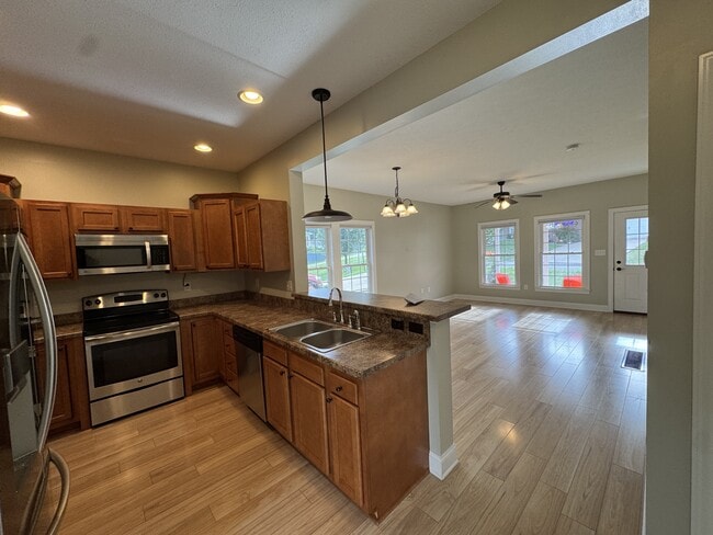 Photo - 1029 Olivia Wy