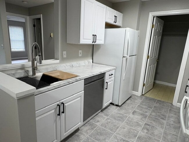 15 Windsor Ct Unit I