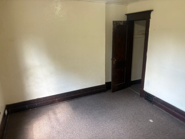 Photo - Sunnyside Multi-Family Unit 3