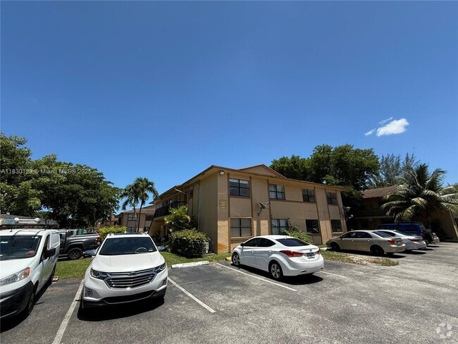 Building Photo - 2530 W 67th Pl Unit 23-29 Rental