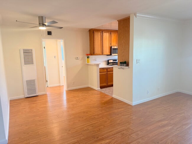 Photo - 8306 W Manchester Ave Unidad 14