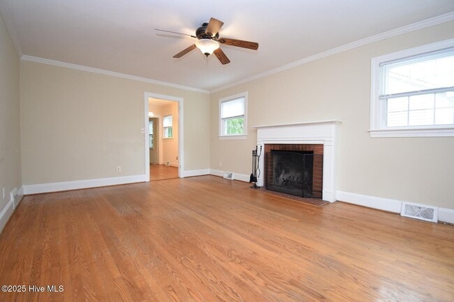 Photo - 1415 N Overlook Dr