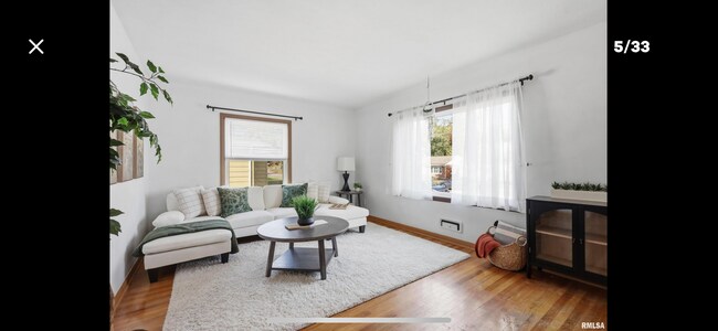 Photo - 1243 E Dover Ct