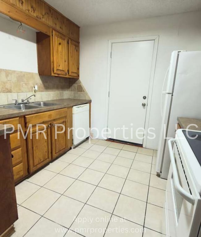 Photo - 3 Bedrooms / 1 Bathroom House