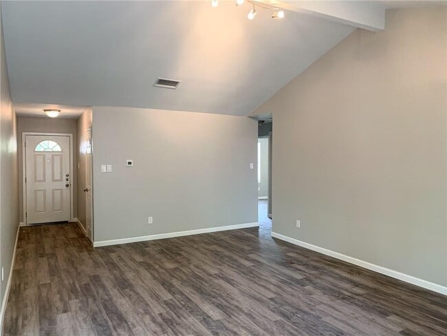 Photo - 11640 Parkfield Dr