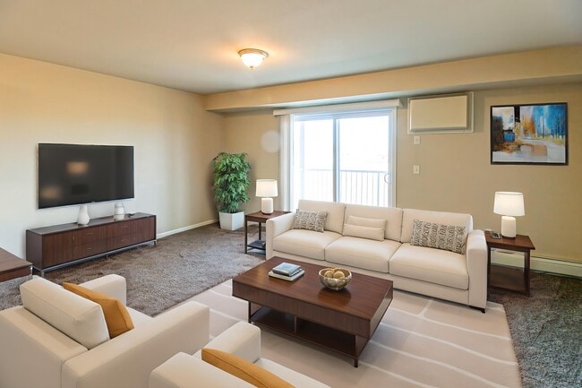 Building Photo - Jefferson Creek Rental