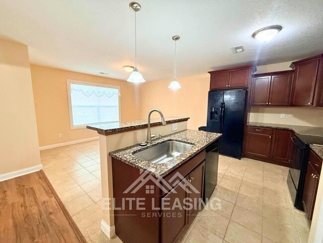Photo - Beautiful 3 Bed, 2 Bath One-Level Home | HOA Maintained