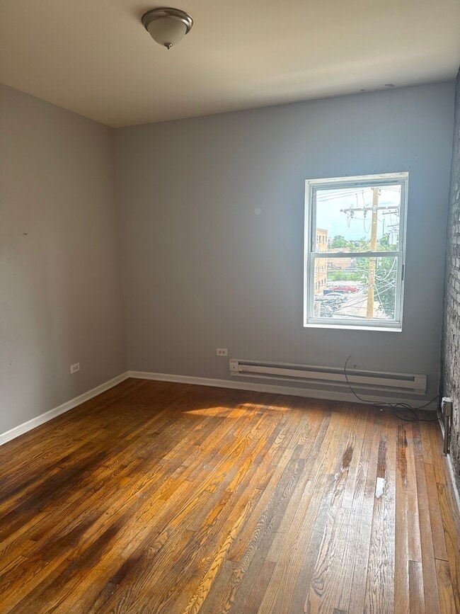 1613 W 87th St Unit 302