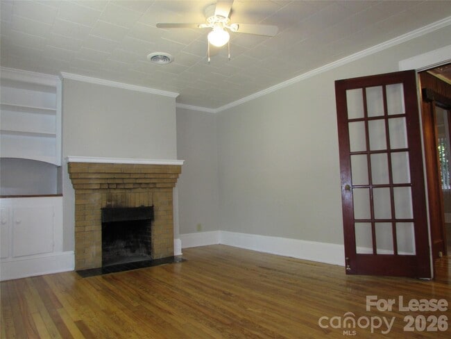 Photo - 338 Culp St