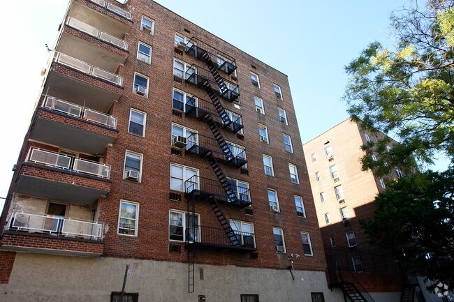 13235 Sanford Ave - 132-35 Sanford Avenue