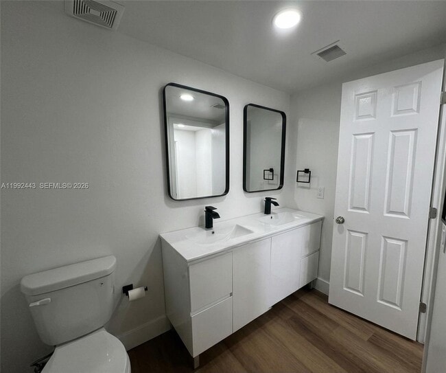 Photo - 5720 Rock Island Rd Unidad 399