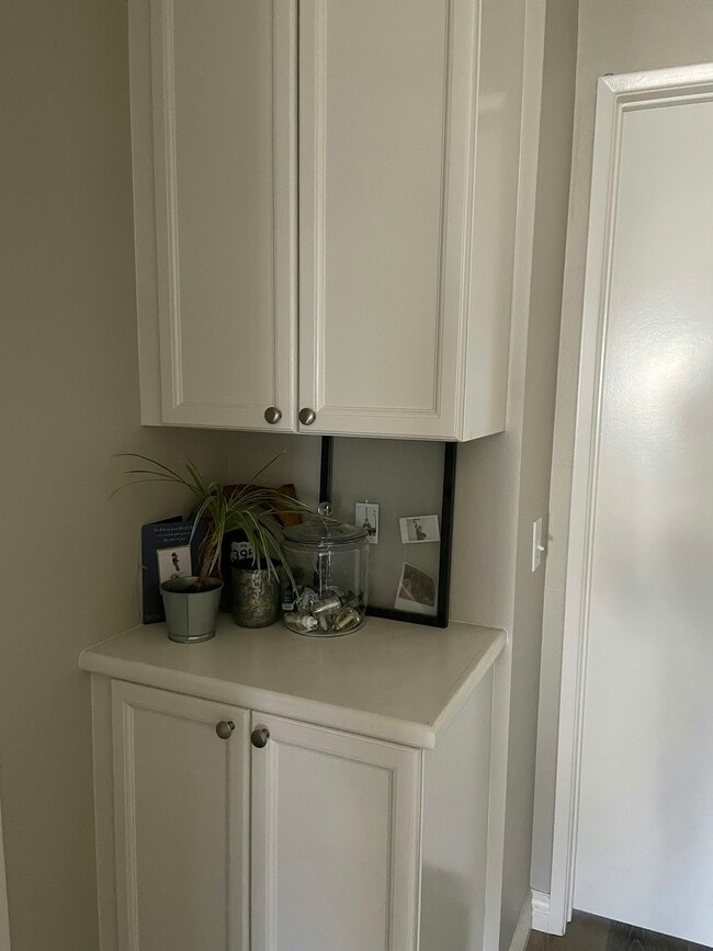 Photo - 3403 E Lambeth Ct Unidad B