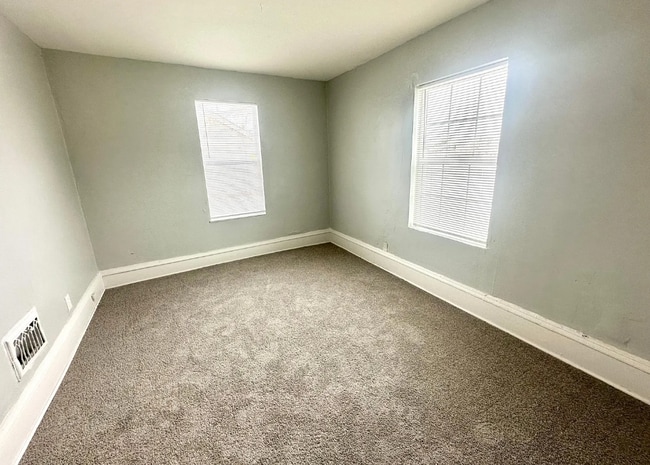 Photo - 1402 N 21st Ave