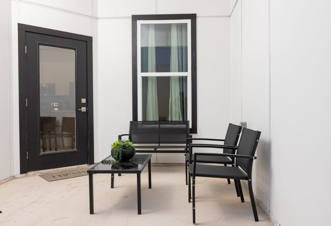 Photo - 2706 Kerria Ave