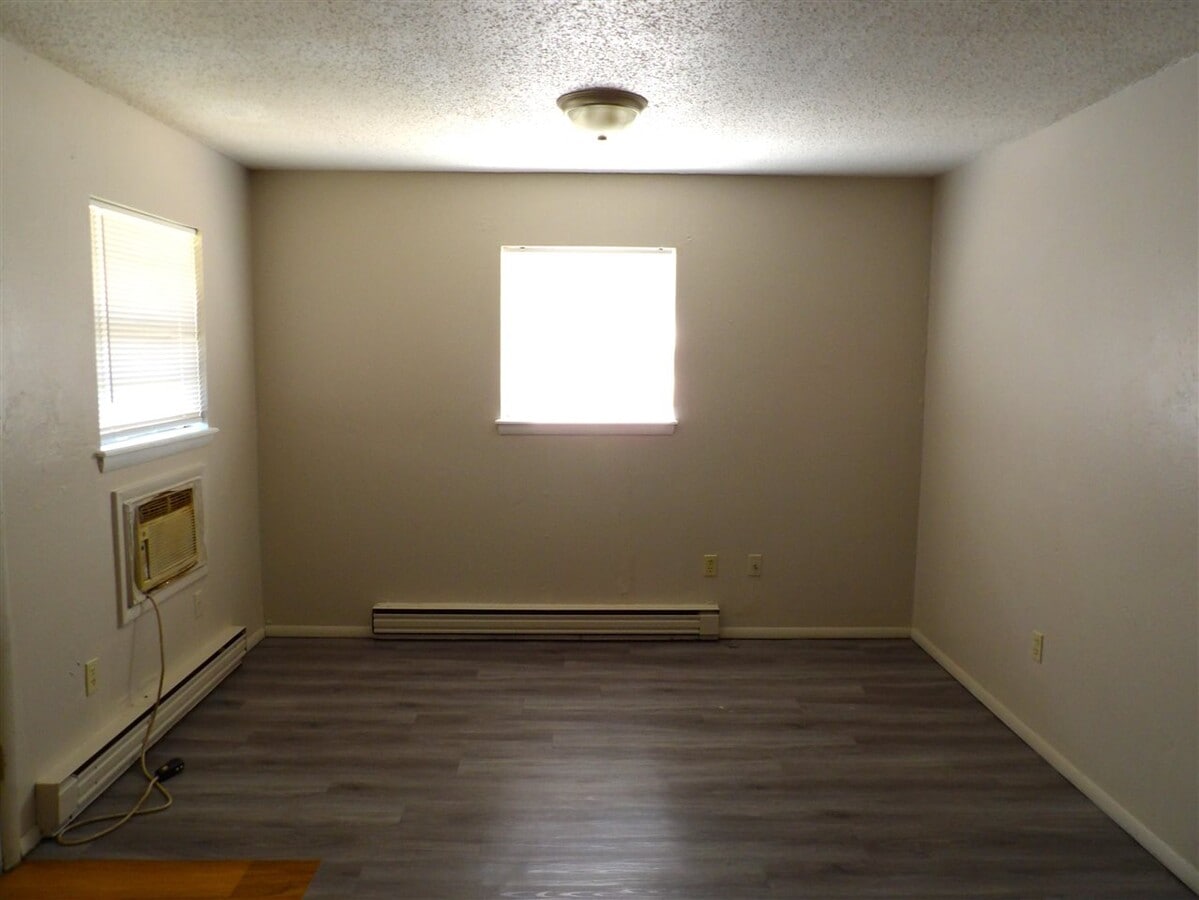 Photo - 2618 SW H Ave