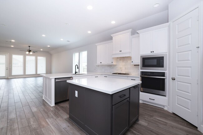 Photo - 42124 MISTERIO HILLS RD