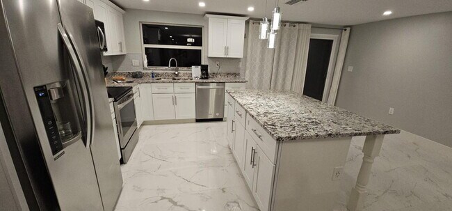2 bed, 2 bath waterfront retreat!