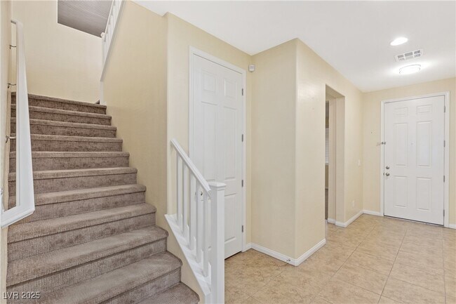 Building Photo - 11435 Castor St