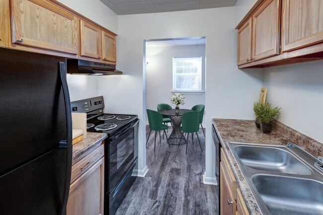Photo - Presidential Arms Apartment Homes