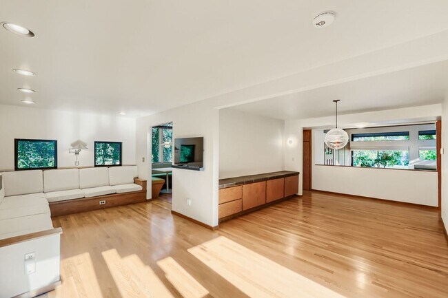 Photo - Architecturally Stunning Montlake Home | Vaulted Ceilings | Attached Garage | Steps from the Arbo...