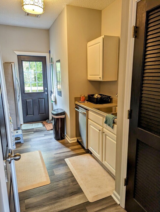 Photo - 3 Bedroom 3 Bath Townhome Close to GCSU in The Grove