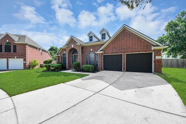 Photo - 8322 Adler Lake Dr